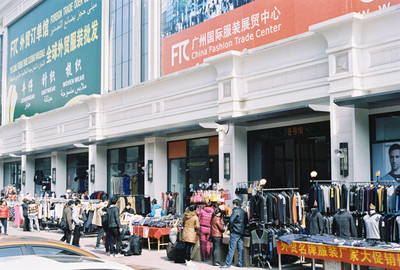 東風(fēng)西路的日子